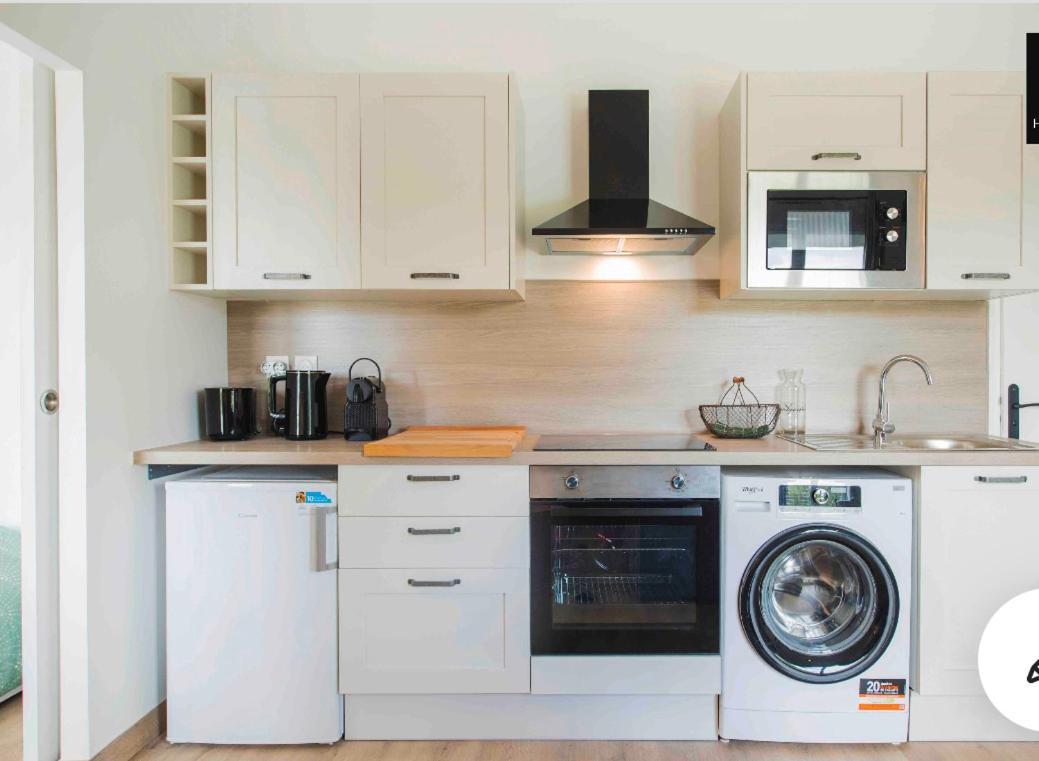 Cosy Loire, T2 Neuf, Front De Loire ,Vue Cathedrale,5Min A Pied Centre Ville Et Parking Prive Orleans Bagian luar foto